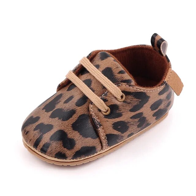 Cozy Moccuties Boys Clothing Baby Boujee Leopard 0-6 Months 